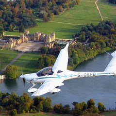 1 Hour Trial Flying lesson above the beautiful Cotswolds.